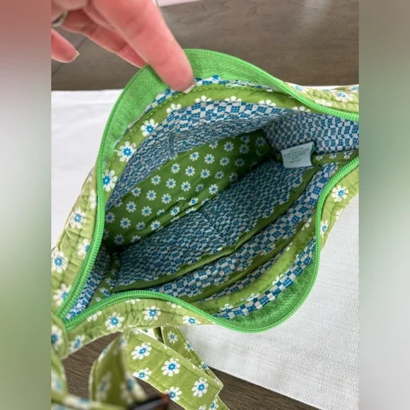 Vera Bradley Quilted Green Apple Floral Paisley Shoulder Bag Green White Blue - Picture 9 of 11